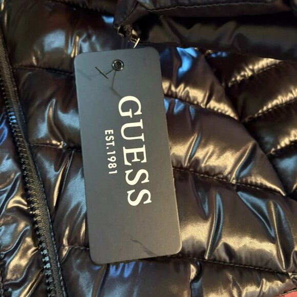 New Guess Packable Puffer Jacket Removable Hood  Stuff Sack M Black 22LMP719 - Picture 15 of 16